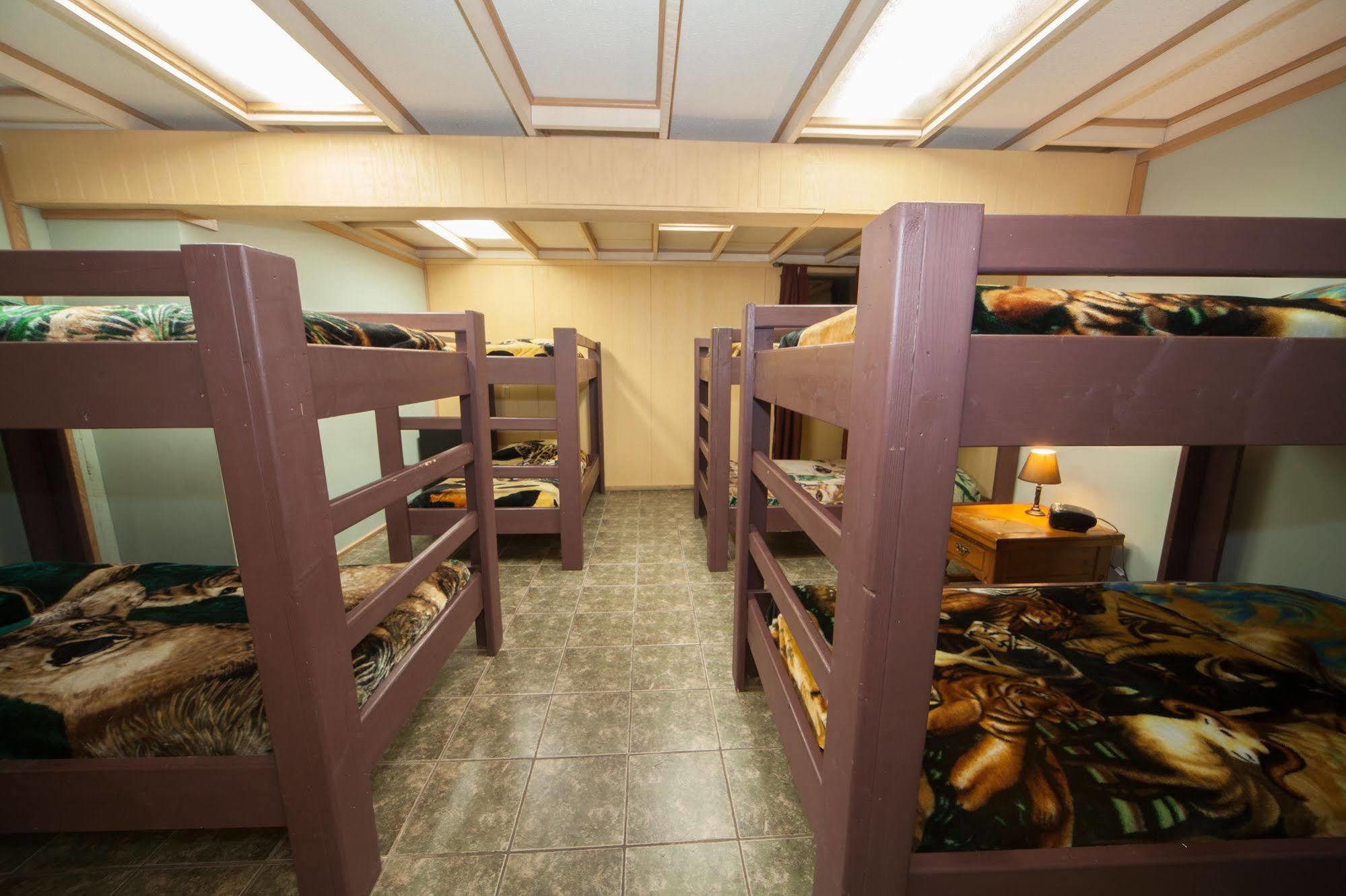 Log Cabin Lodge & Suites Jones Mills Zewnętrze zdjęcie