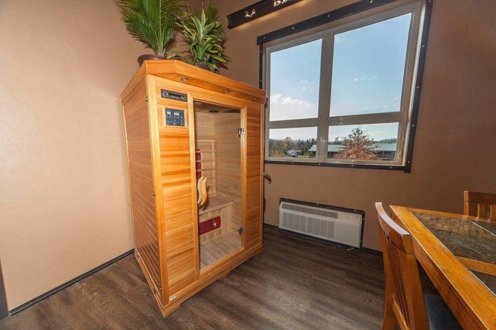 Log Cabin Lodge & Suites Jones Mills Zewnętrze zdjęcie